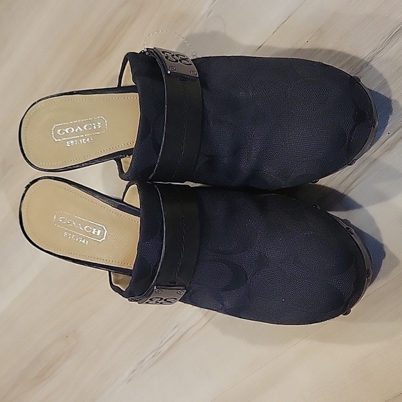 COACH Black Ivy C Signature Logo Fabric Clogs Mules Wooden Heels 7. - Picture 3 of 10